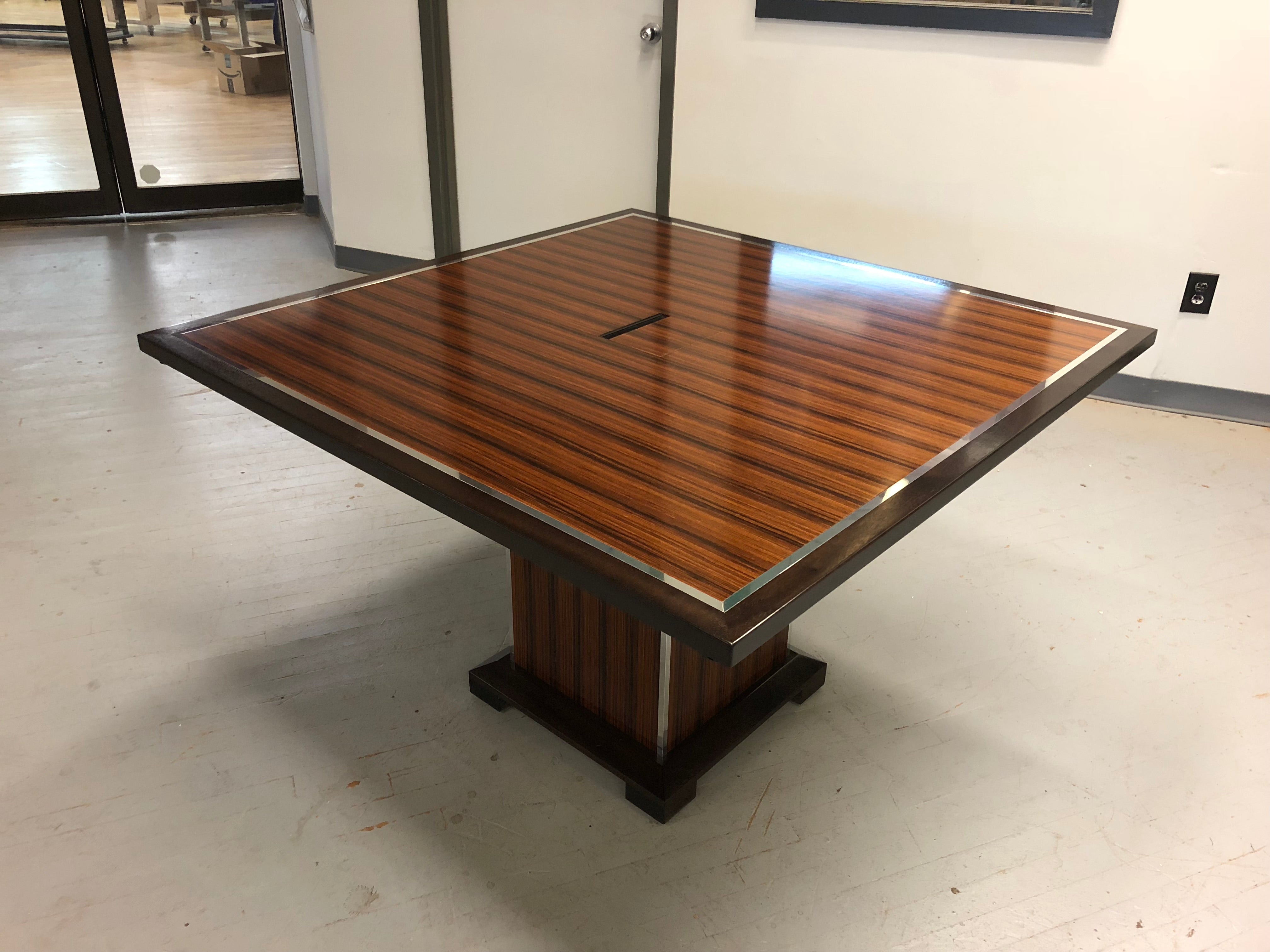 Beverly Hills Hospitality Table