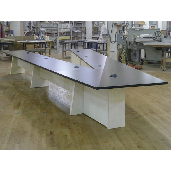 Simple V Shape Table